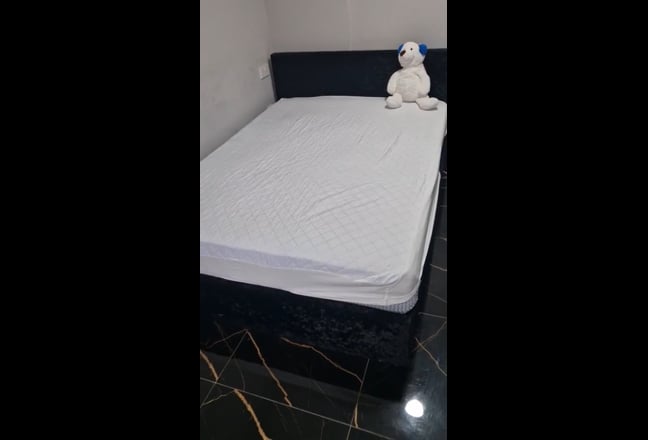 Spacious room to rent  Main Photo