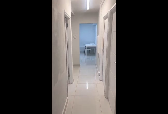 Big Room in a Nice Flat 5 Min Walking from Station Main Photo