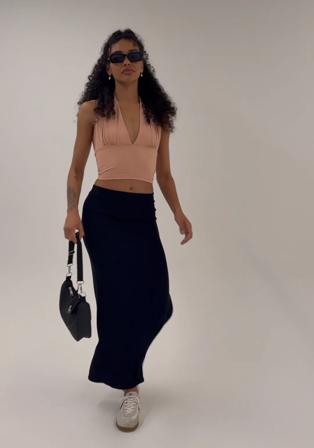 Saia midi com fenda lateral - Gang - inspire-se