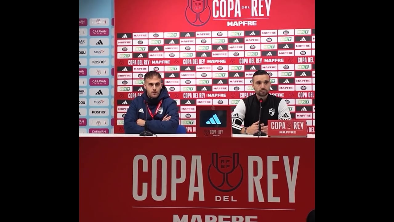 JAVIER GENOVÉS (Entrenador Ebro) CD Ebro 3-5 CA Osasuna / 2ª Ronda - Copa del Rey / Fuente: CD Ebro