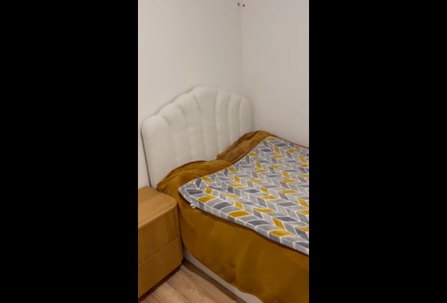 Bright double rooms in friendly home -Thelwall  Main Photo