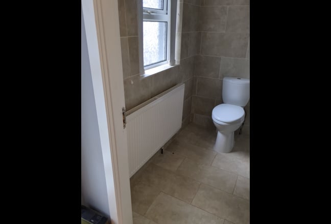 Newly Furnished Double Room in Newtownabbey Home Main Photo