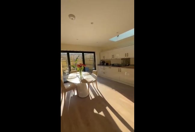 Northfields, Whole House - Excuisite Kitchen Diner Main Photo