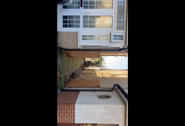 Studio flat to rent in Romford  Main Photo