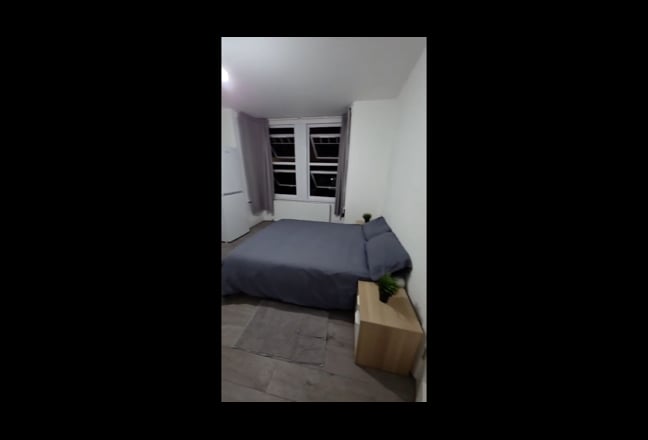 Double Room –, Bills Inc Main Photo