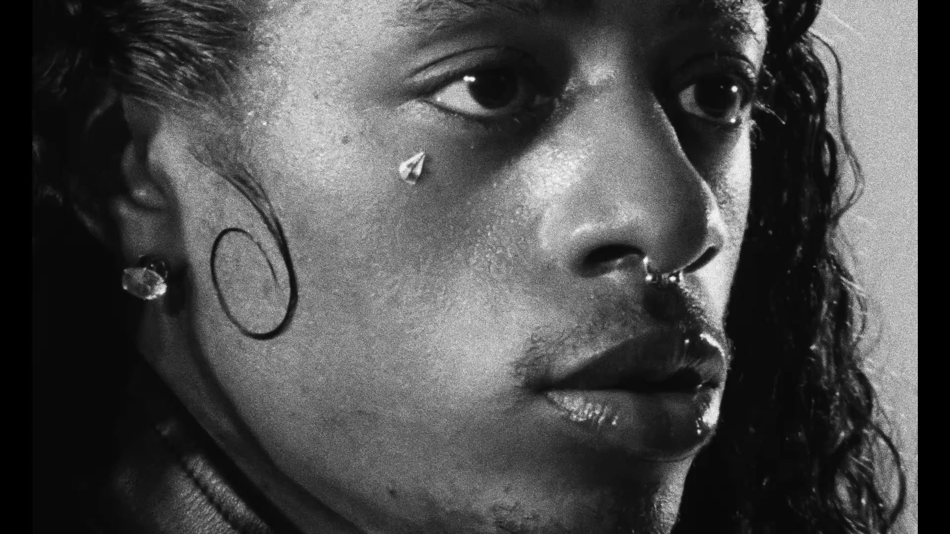 ADIS6556_FW25_Superstar_16x9_90s_TITLED_ENG_NO_SUB_MP4_DIGITAL