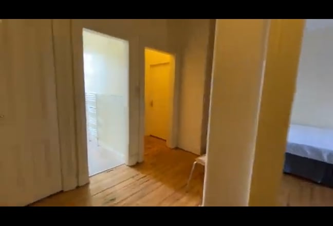 Room available with 3 ScotGEM medical Students  Main Photo