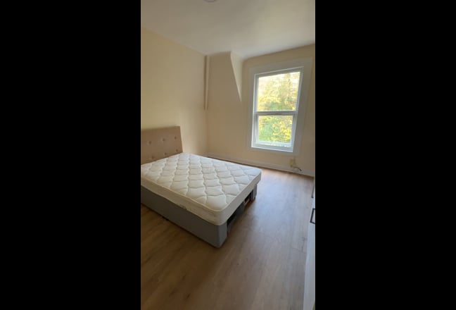 Studio Flat in Archway - Fully Furnished.  Main Photo