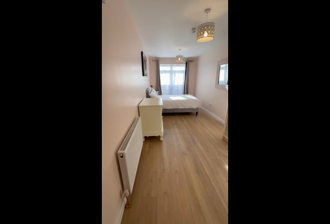 Beautiful en-suite room with outdoor terrace Main Photo