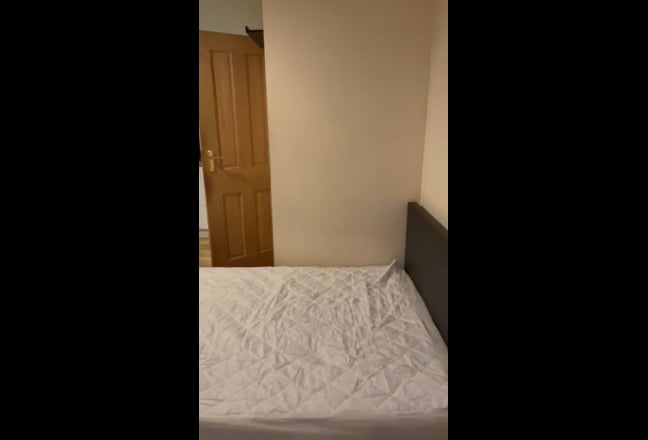 ❤️Town Centre❤️Stunning Studio Flat Main Photo