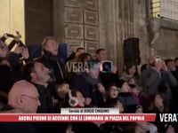 Ascoli Piceno si accende con le luminarie in Piazza del Popolo