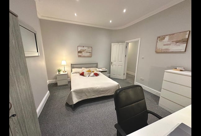 New Doubles in a Gorgeous Shared House!✨ Main Photo