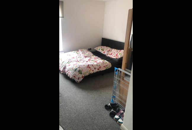 En-suite modern double room Main Photo