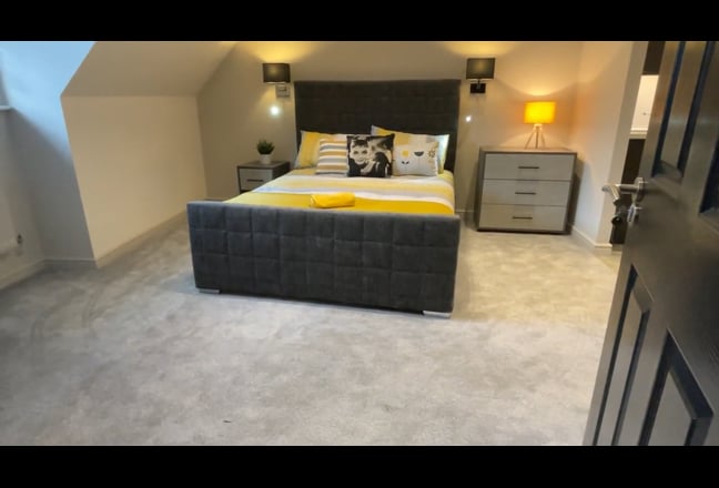 💥 Luxury Home in Hotel Style 💥 Ensuite Rooms Main Photo