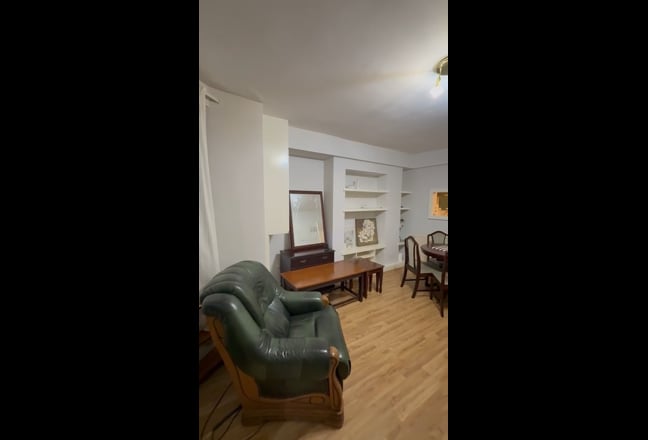 1 bedroom self content flat available now! Main Photo