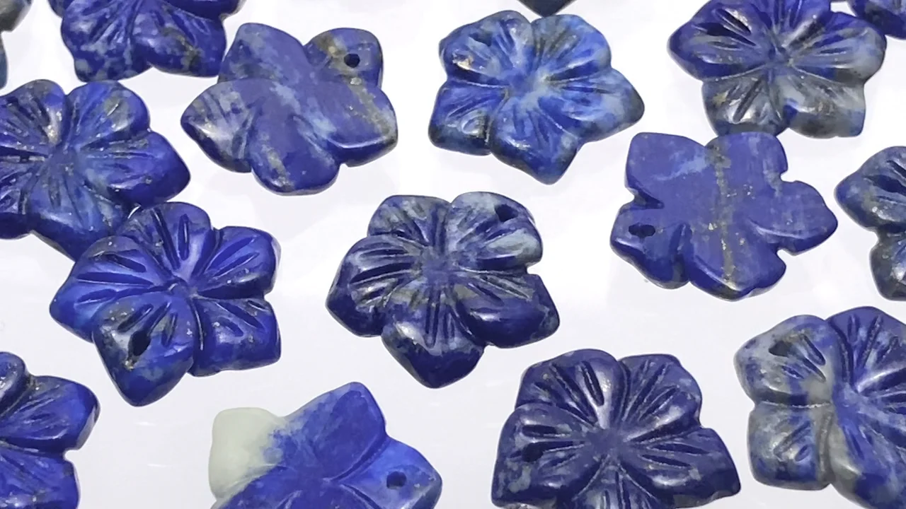 ラピスラズリ フラワー14mm トップ穴 2個｜天然石ビーズの卸問屋・通販