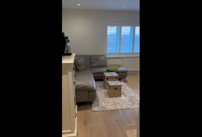 🌟 High Spec Wapping Flat E1W 🌟 Main Photo