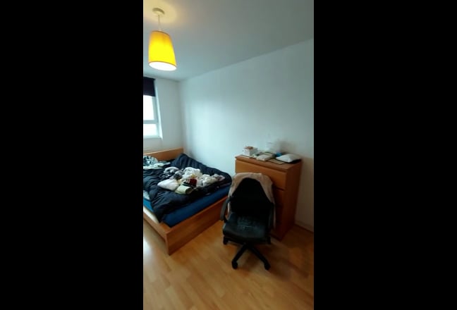 4 rooms available in 4-Bed Flat, EC1V - Angel Main Photo