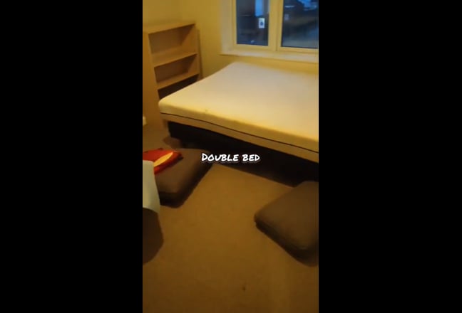 3 Bedrooms Near Camberwell  Main Photo