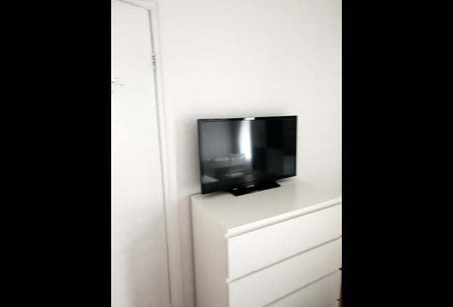 Double room with lots of storage Main Photo