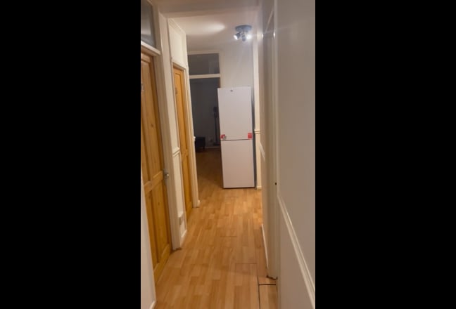 "Amazing Flat Share in Prime Holborn Location" Main Photo