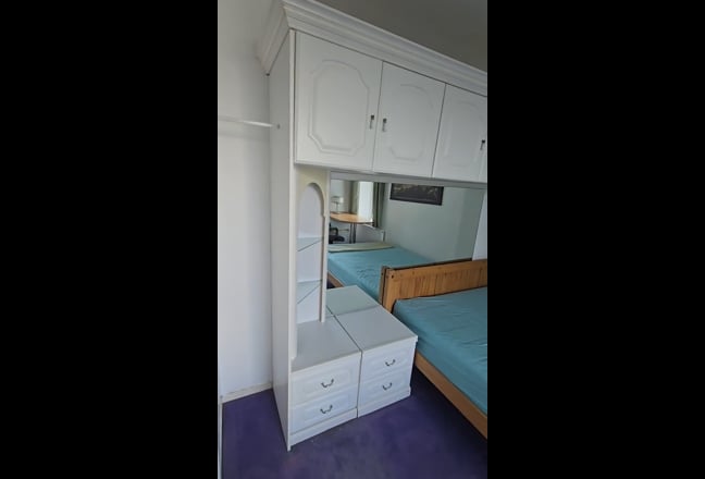 Large Double Room 5 minutes from the Tube Main Photo