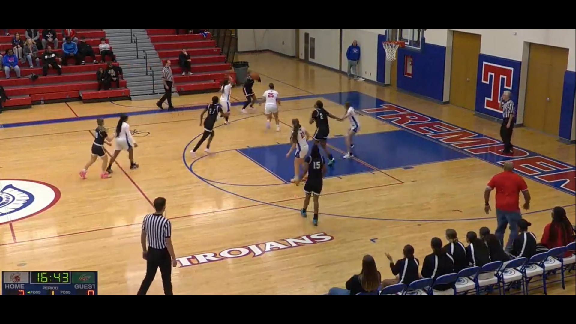 Laylah 22pts 10rbs vs Kenosha Tremper