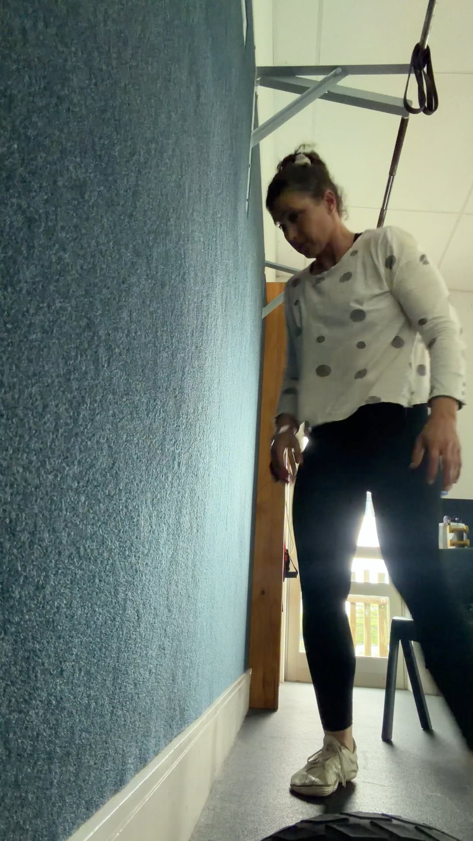 Family Challenge - What Happens To Your Leg At The End?