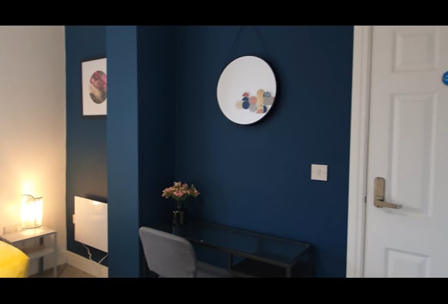 ✨ En-Suite Room for Rent  –Bills Included! ✨ Main Photo