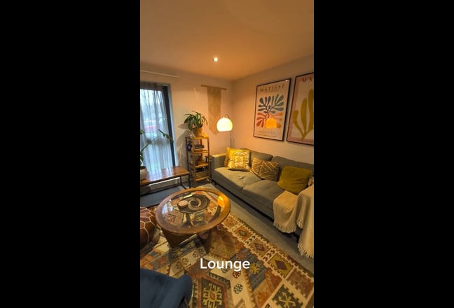 Spacious 2-bed, 2-bath near Alexandra Park Main Photo