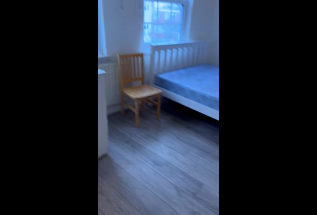 Recently Refurbished Studio Inclusive Of MostBills Main Photo