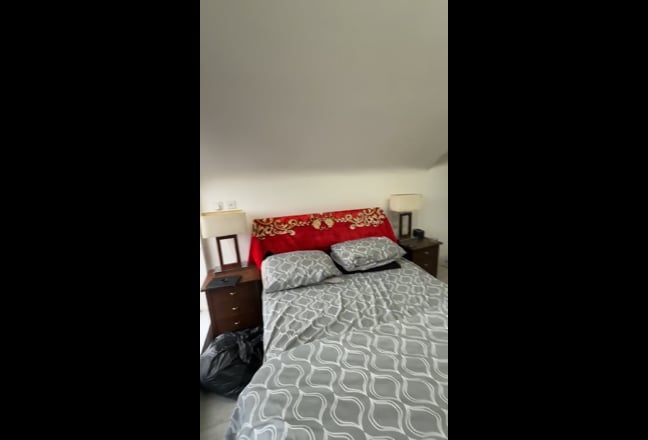 Fab 2 bed recently refurbished flat South Croydon Main Photo