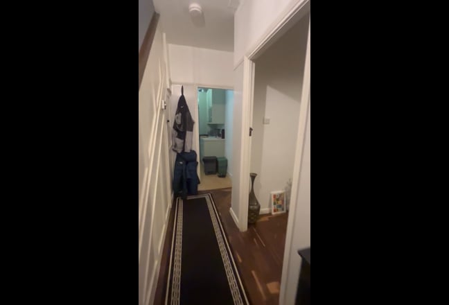 Bright & Stylish Home with Garden – Short-Term Let Main Photo