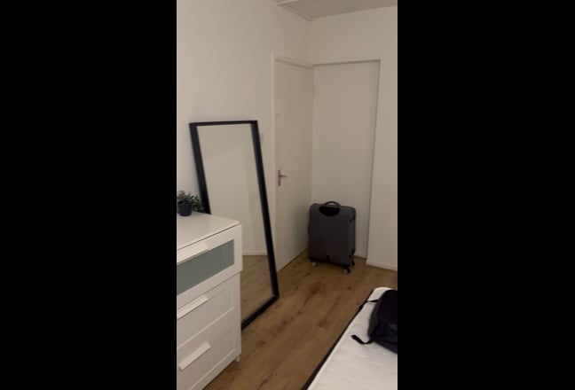 Double Rooms in Quiet Flat Main Photo