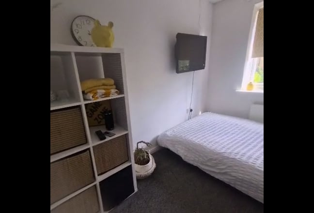  Modern Double  room  Mickleton. Females pref Main Photo