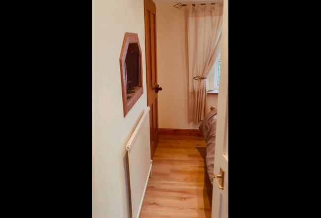 1 Double Room in Didcot Main Photo