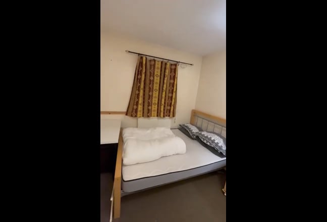 Spacious Double Room Available in Canary Wharf Main Photo