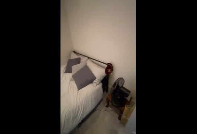 Double Furnished Room in Chelsea Main Photo