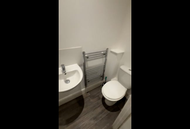 🔥🔥Ensute Room Move in Today!🔥🔥 Main Photo