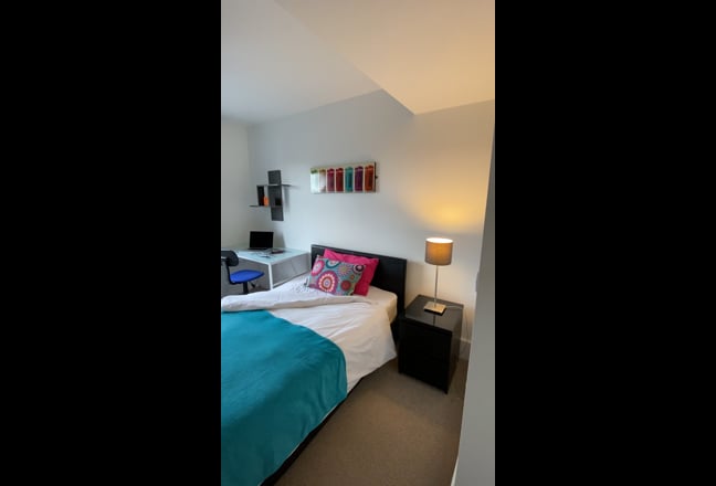 Rooms with Ensuite - Near Capability Gn Main Photo