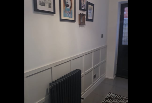 Professional Female seeks a single or double room Main Photo