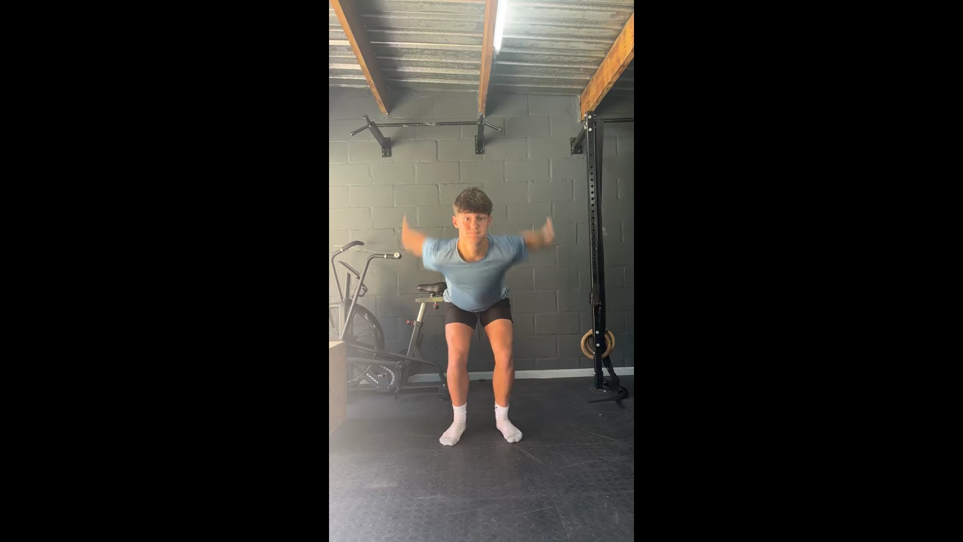 Watch eugene bosman's Vertical Jump: 19.5 inches