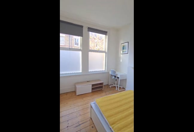 Large Double Room In A Victorian House Stepney E1 Main Photo