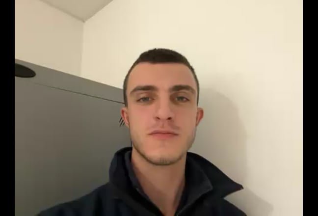 Quiet, Reliable Professional Looking for Room Main Photo