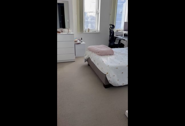 En-Suite Double Room in Modern Flat - Old Street Main Photo