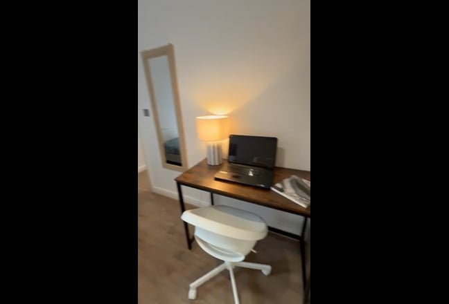 First Month 50% off!!-6 Ensuites New Property Main Photo