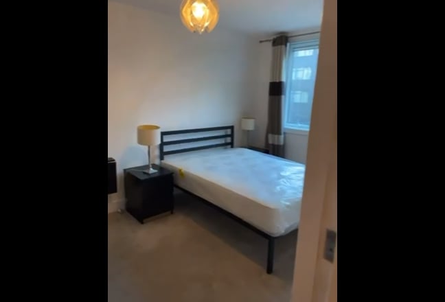 Commercial Road, Aldgate, E1 Main Photo