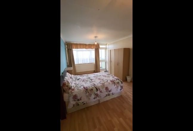 🔥2 Massive Double🔥Prime Location w/Balcony🔥Zone2🔥 Main Photo