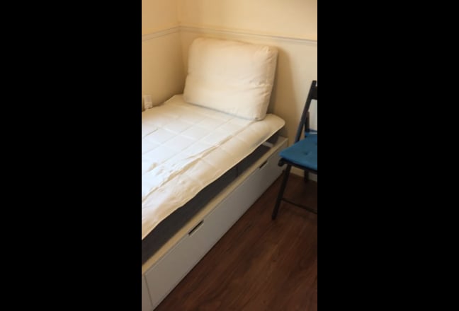 Single room to rent in a shared house  Main Photo