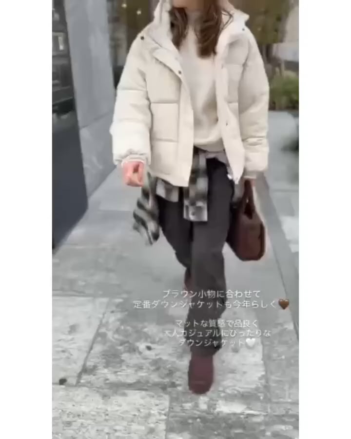 JaVa ジャバコラボ》ぬくぬく暖か！ショート丈フード付き中綿フェイク